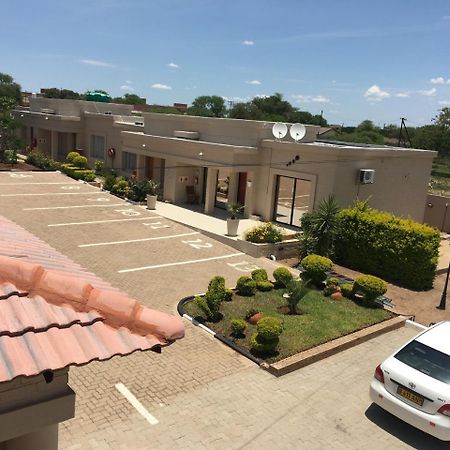 Hill View Inn Serowe Buitenkant foto