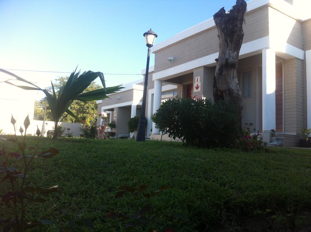 Hill View Inn Serowe Buitenkant foto