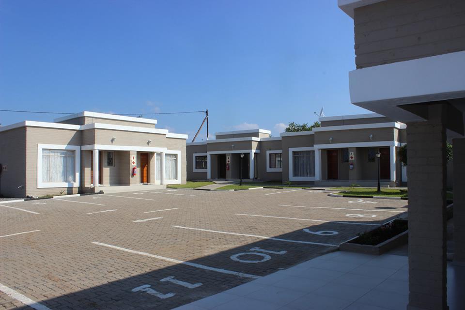 Hill View Inn Serowe Buitenkant foto